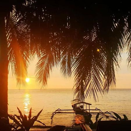 Sunset Beach Batudaka Dış mekan fotoğraf