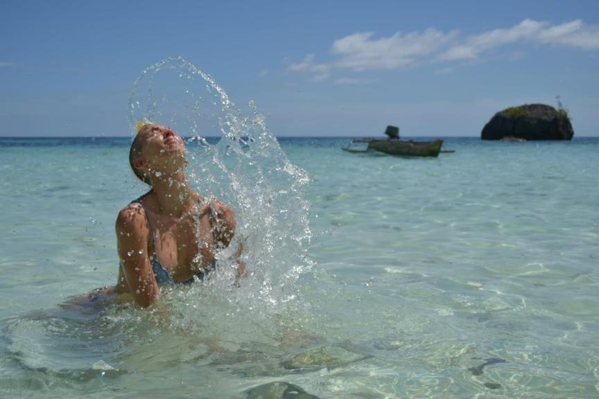 Sunset Beach Batudaka Dış mekan fotoğraf